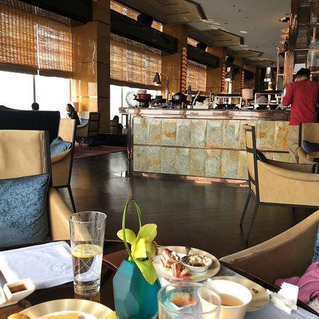 Aura Lounge & Jazz Bar